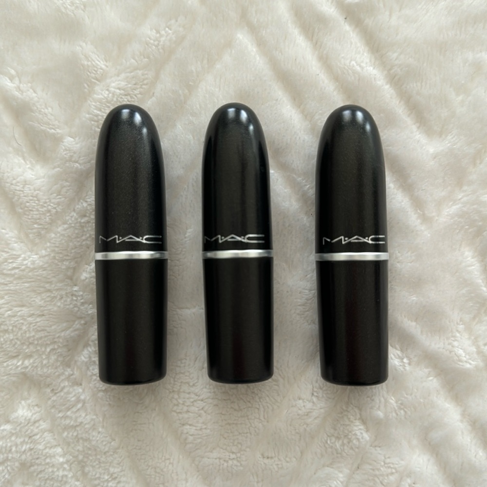 Mac Cosmetics Lipstick